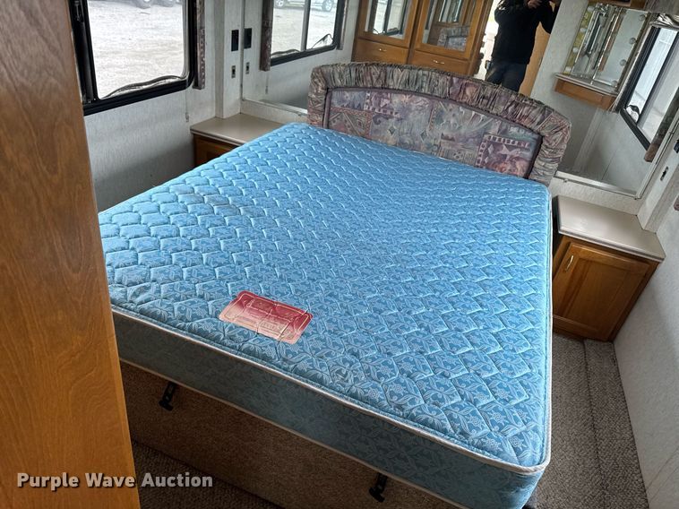 image for item EC7972 1996 Safari Sahahra RV