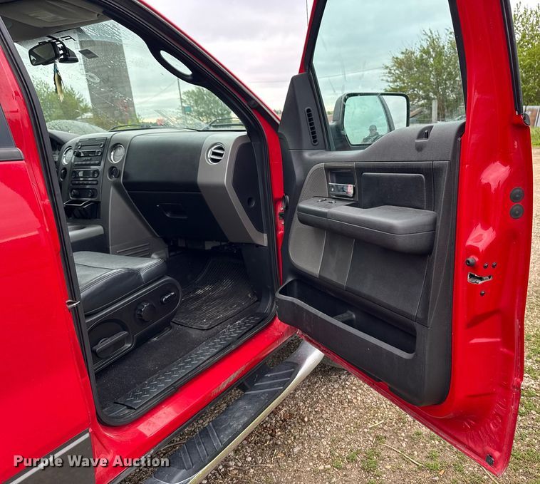 image for item EC7980 2006 Ford F150 SuperCrew pickup truck