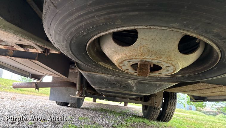 image for item EC7981 1996 Winnebago WCG34WA RV