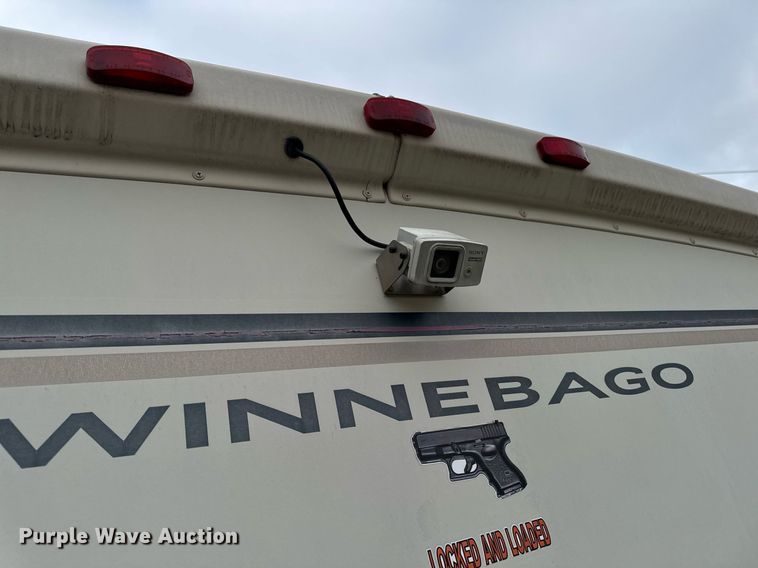 image for item EC7981 1996 Winnebago WCG34WA RV