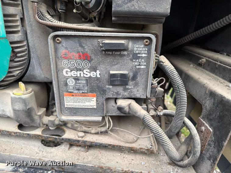 image for item EC7981 1996 Winnebago WCG34WA RV