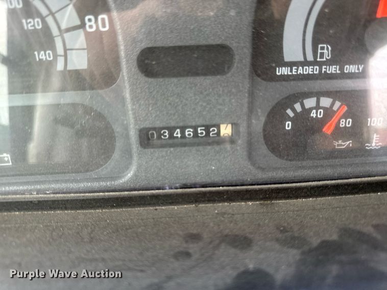 image for item EC7981 1996 Winnebago WCG34WA RV