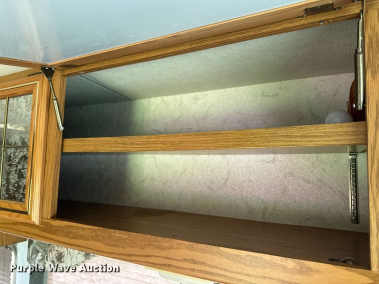 image for item EC7981 1996 Winnebago WCG34WA RV