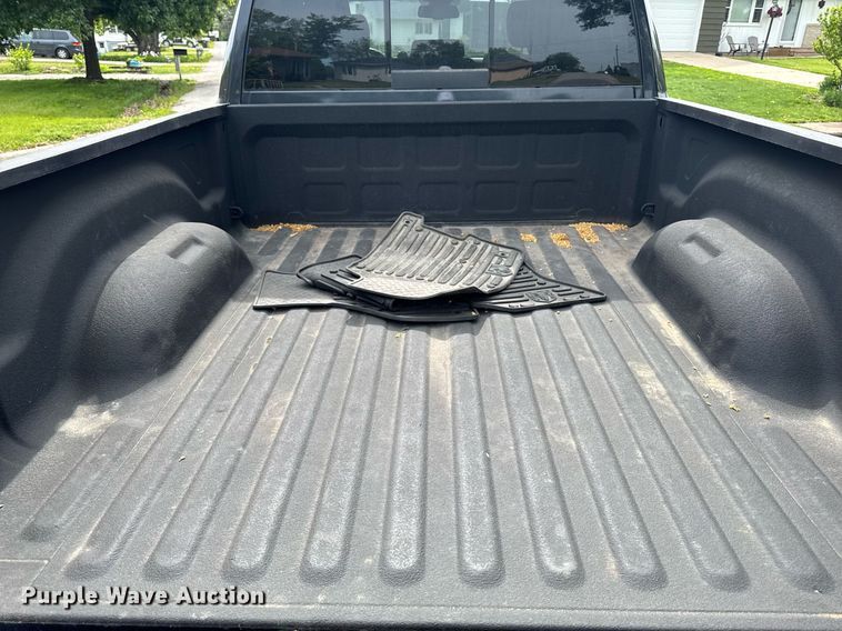 image for item EC7985 2013 Dodge Ram 1500 Quad Cab pickup truck