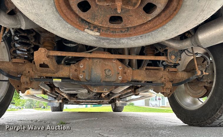 image for item EC7985 2013 Dodge Ram 1500 Quad Cab pickup truck