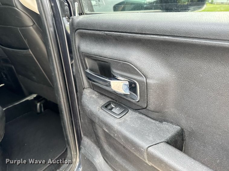 image for item EC7985 2013 Dodge Ram 1500 Quad Cab pickup truck