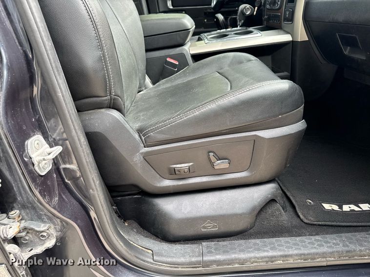 image for item EC7985 2013 Dodge Ram 1500 Quad Cab pickup truck