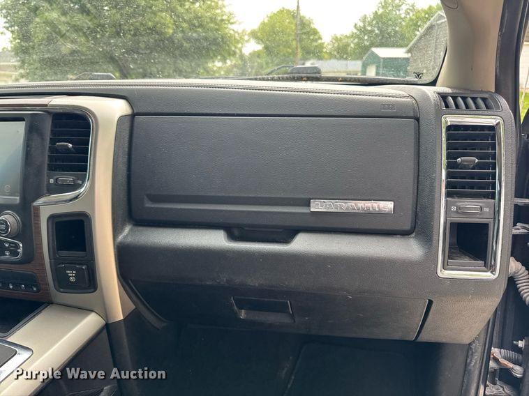 image for item EC7985 2013 Dodge Ram 1500 Quad Cab pickup truck