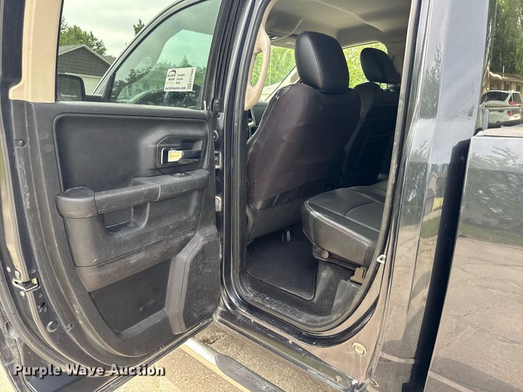 image for item EC7985 2013 Dodge Ram 1500 Quad Cab pickup truck