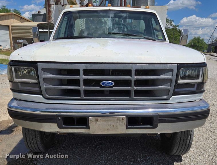 image for item ED1986 1995 Ford F-Super Duty utility / service truck
