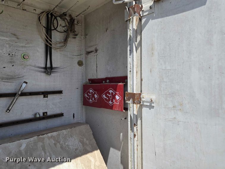 image for item ED1986 1995 Ford F-Super Duty utility / service truck