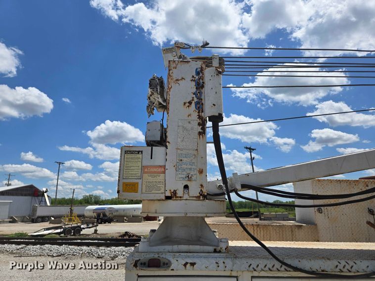 image for item ED1986 1995 Ford F-Super Duty utility / service truck