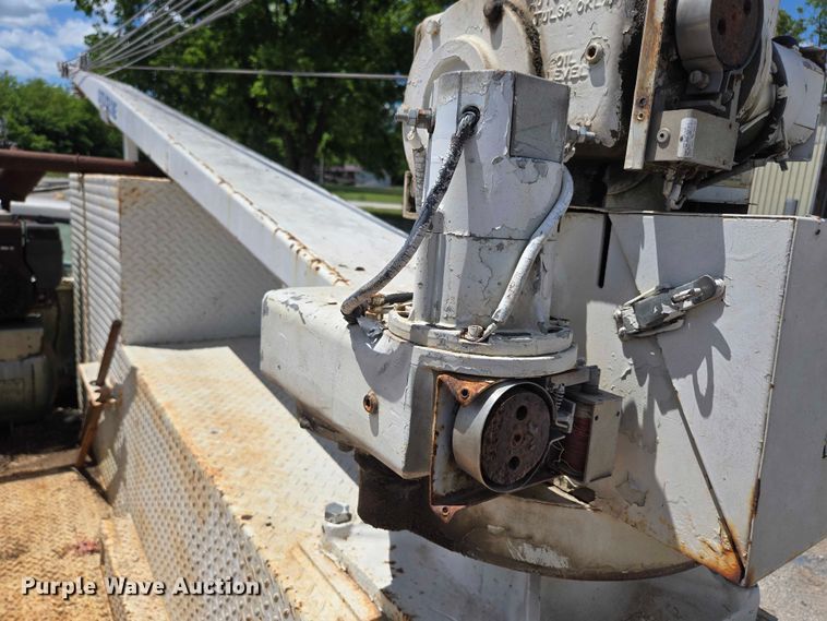 image for item ED1986 1995 Ford F-Super Duty utility / service truck