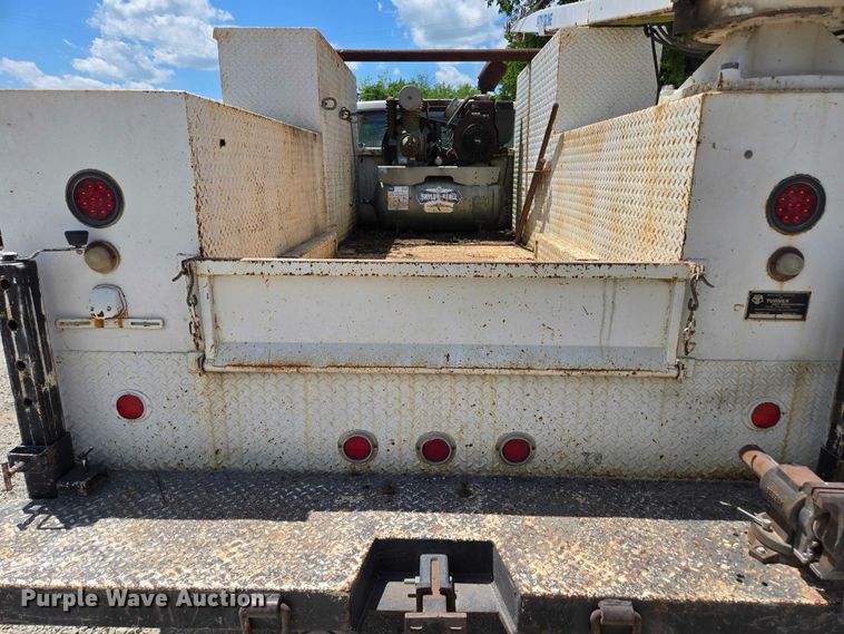 image for item ED1986 1995 Ford F-Super Duty utility / service truck