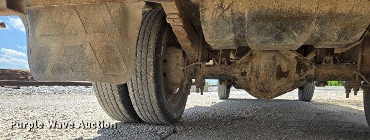 image for item ED1986 1995 Ford F-Super Duty utility / service truck