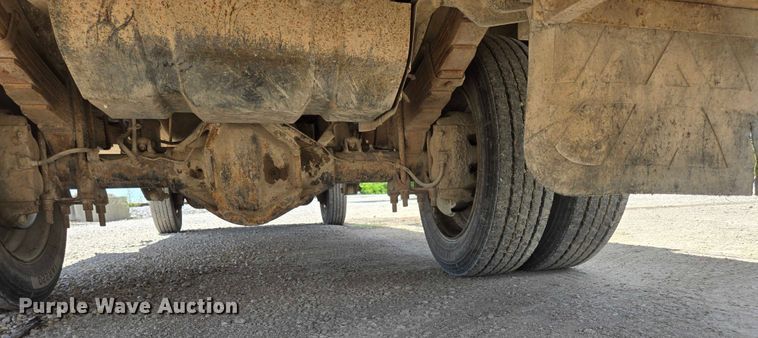 image for item ED1986 1995 Ford F-Super Duty utility / service truck