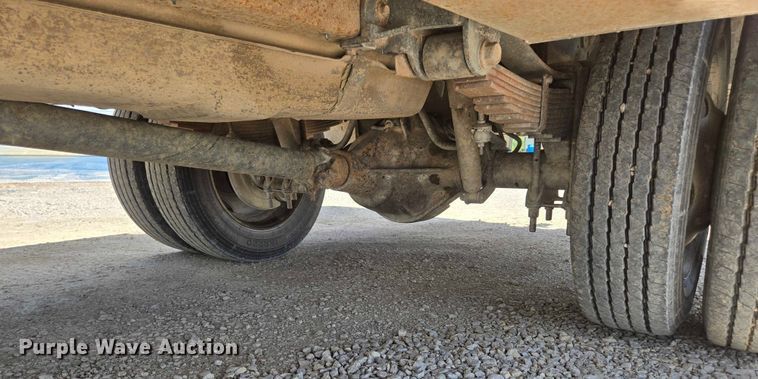 image for item ED1986 1995 Ford F-Super Duty utility / service truck