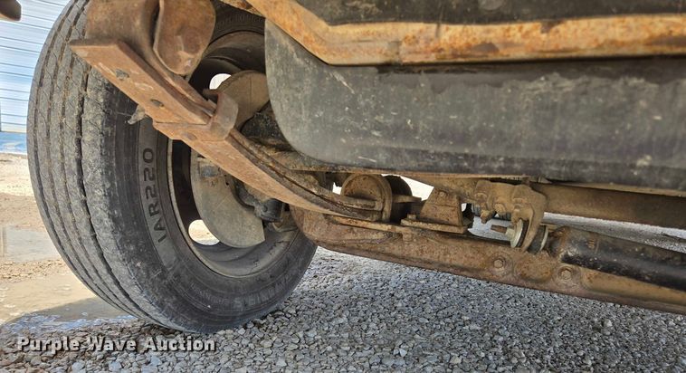 image for item ED1986 1995 Ford F-Super Duty utility / service truck