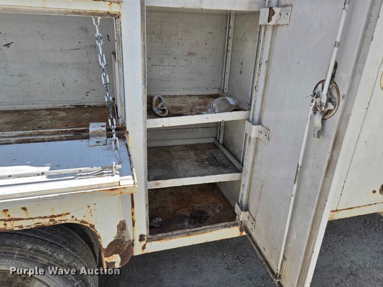 image for item ED1986 1995 Ford F-Super Duty utility / service truck