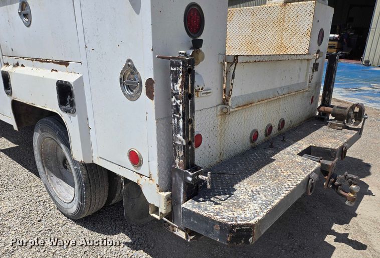 image for item ED1986 1995 Ford F-Super Duty utility / service truck