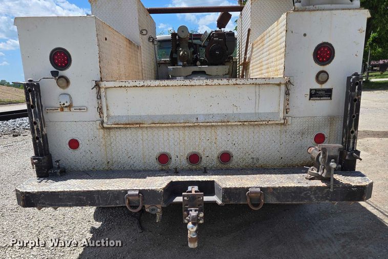 image for item ED1986 1995 Ford F-Super Duty utility / service truck