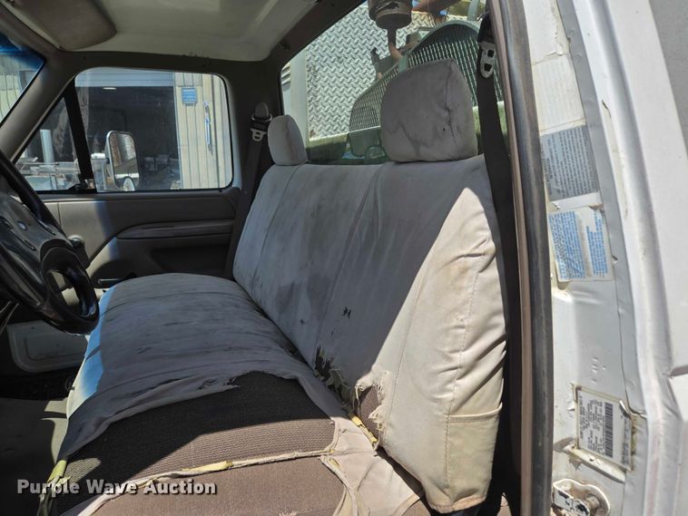 image for item ED1986 1995 Ford F-Super Duty utility / service truck