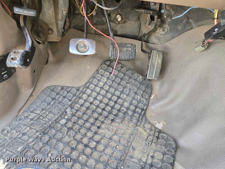 image for item ED1986 1995 Ford F-Super Duty utility / service truck