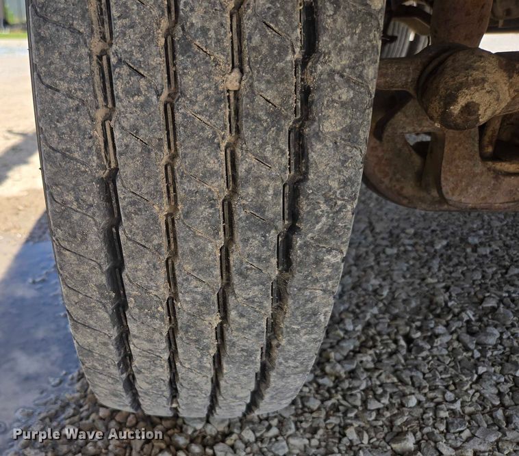 image for item ED1986 1995 Ford F-Super Duty utility / service truck