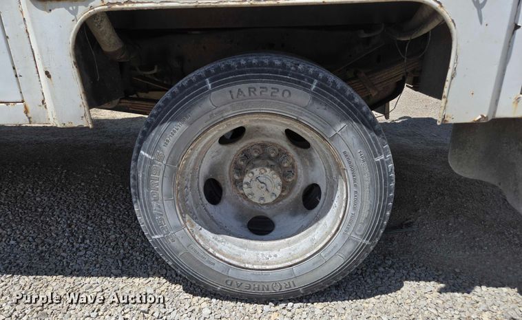 image for item ED1986 1995 Ford F-Super Duty utility / service truck