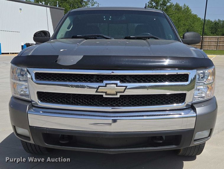 image for item ED1987 2008 Chevrolet Silverado 1500 Ext. Cab pickup truck