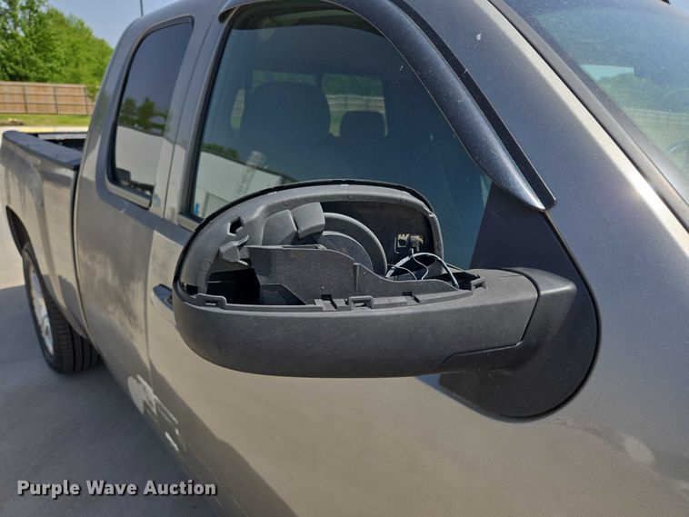 image for item ED1987 2008 Chevrolet Silverado 1500 Ext. Cab pickup truck