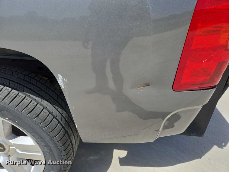 image for item ED1987 2008 Chevrolet Silverado 1500 Ext. Cab pickup truck