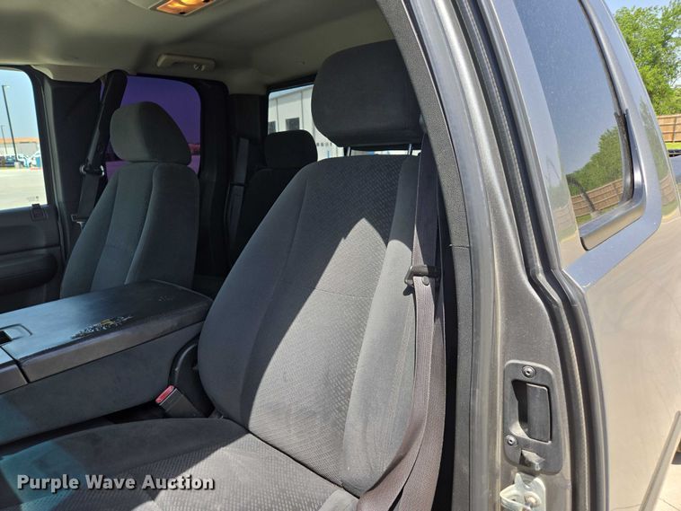 image for item ED1987 2008 Chevrolet Silverado 1500 Ext. Cab pickup truck