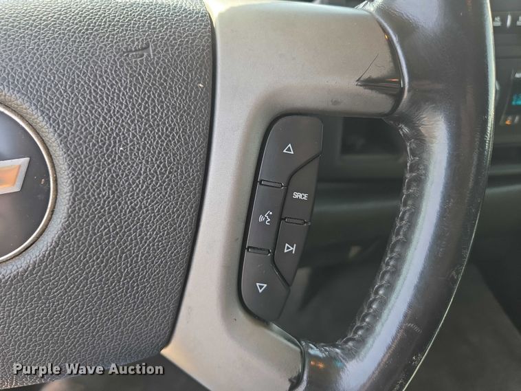 image for item ED1987 2008 Chevrolet Silverado 1500 Ext. Cab pickup truck