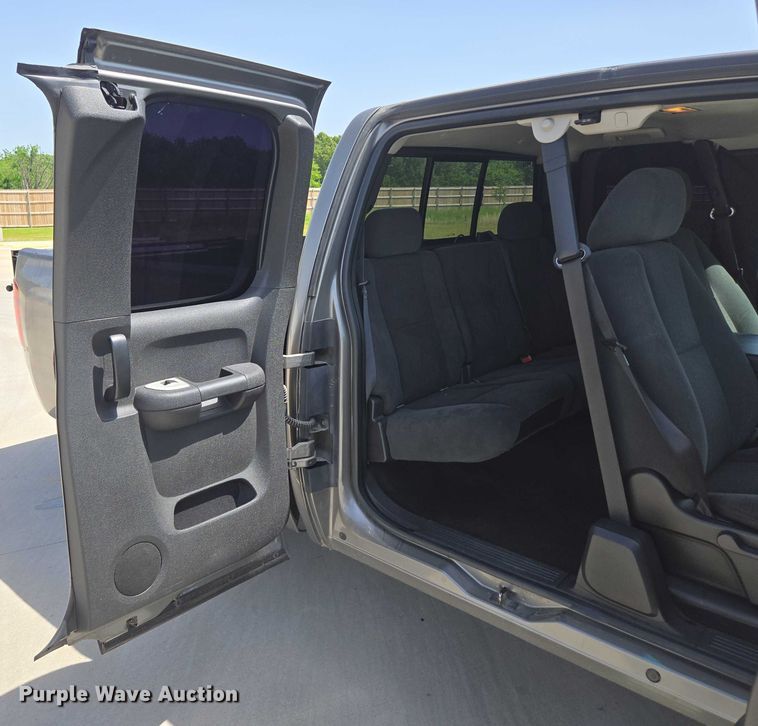 image for item ED1987 2008 Chevrolet Silverado 1500 Ext. Cab pickup truck