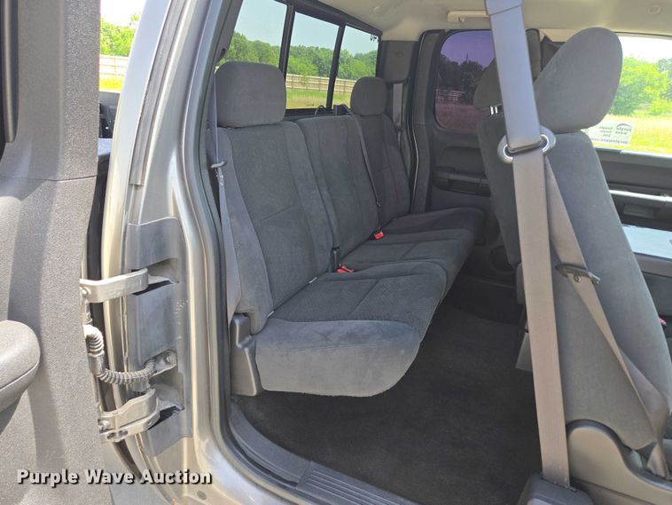 image for item ED1987 2008 Chevrolet Silverado 1500 Ext. Cab pickup truck