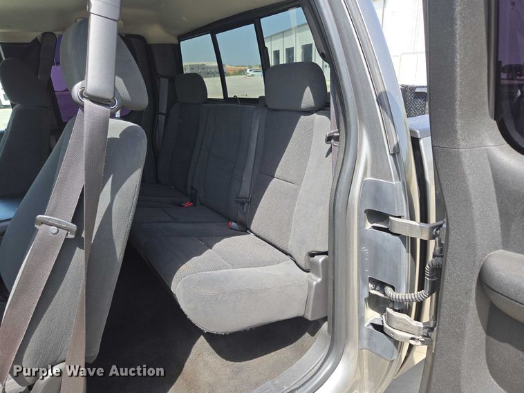 image for item ED1987 2008 Chevrolet Silverado 1500 Ext. Cab pickup truck