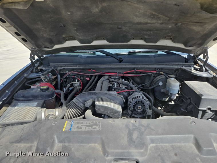 image for item ED1987 2008 Chevrolet Silverado 1500 Ext. Cab pickup truck