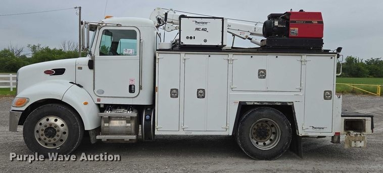 image for item ED1993 2015 Peterbilt PB337 utility / service truck