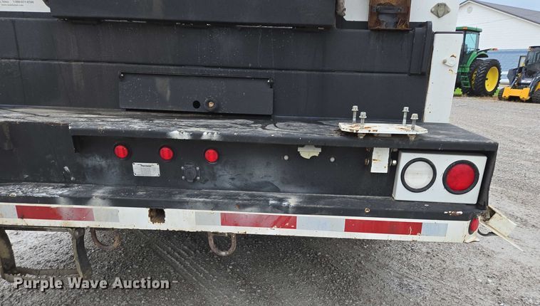 image for item ED1993 2015 Peterbilt PB337 utility / service truck