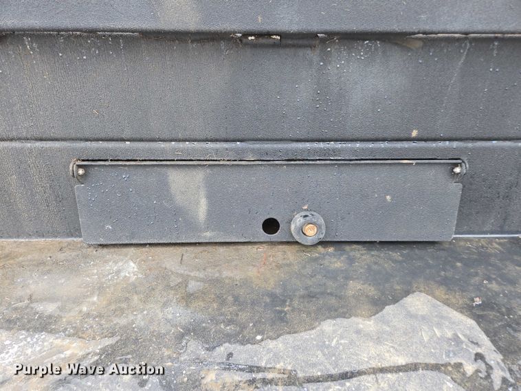 image for item ED1993 2015 Peterbilt PB337 utility / service truck