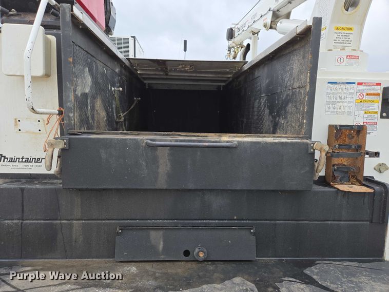 image for item ED1993 2015 Peterbilt PB337 utility / service truck