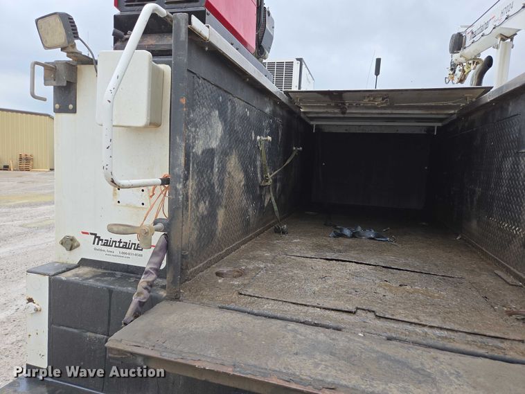 image for item ED1993 2015 Peterbilt PB337 utility / service truck