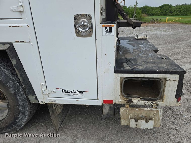 image for item ED1993 2015 Peterbilt PB337 utility / service truck