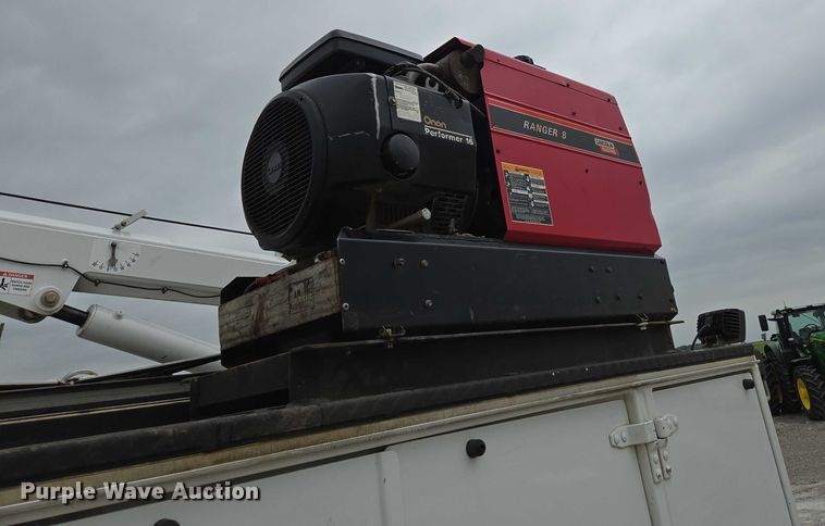 image for item ED1993 2015 Peterbilt PB337 utility / service truck