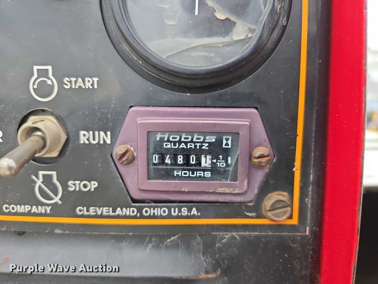 image for item ED1993 2015 Peterbilt PB337 utility / service truck