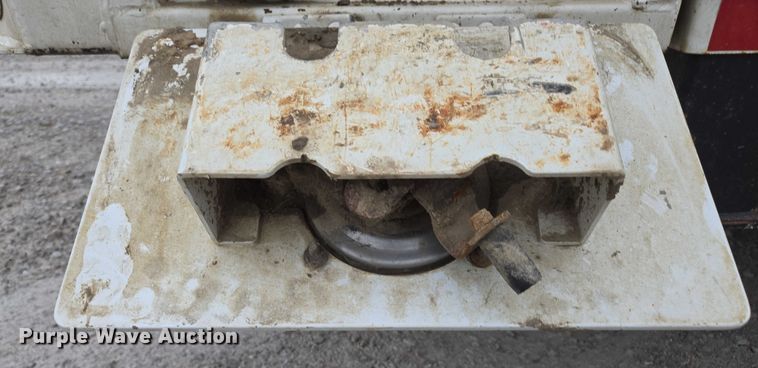 image for item ED1993 2015 Peterbilt PB337 utility / service truck