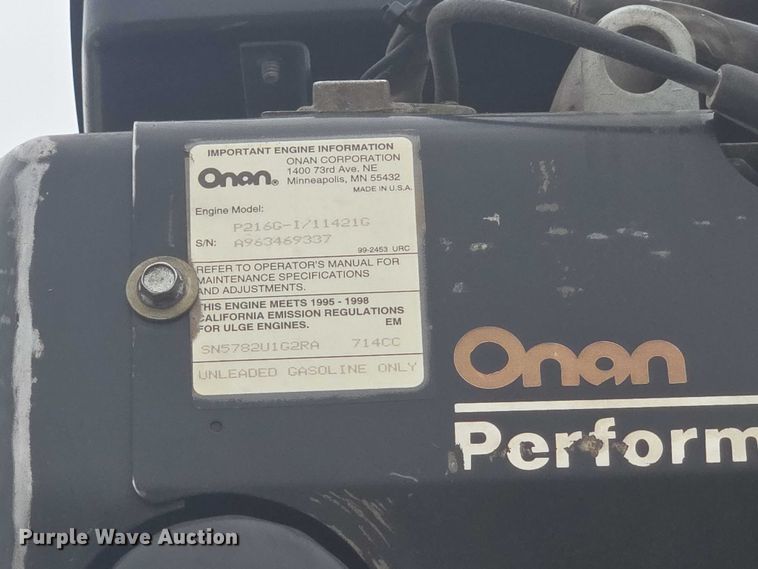 image for item ED1993 2015 Peterbilt PB337 utility / service truck