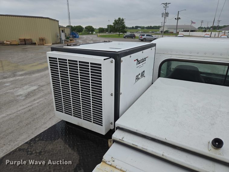 image for item ED1993 2015 Peterbilt PB337 utility / service truck