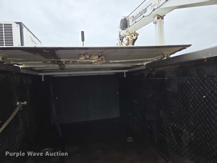 image for item ED1993 2015 Peterbilt PB337 utility / service truck